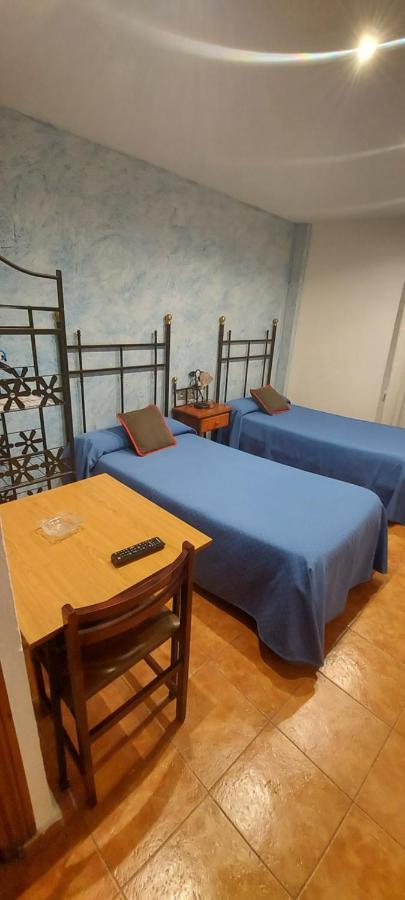 Hostal Del Campo Arévalo エクステリア 写真